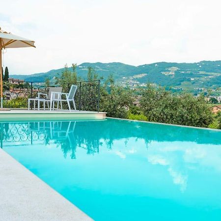 Hotel Villa Moron Неграр Екстериор снимка