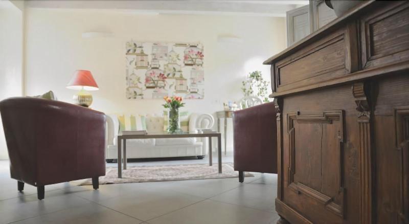 Hotel Villa Moron Неграр Екстериор снимка