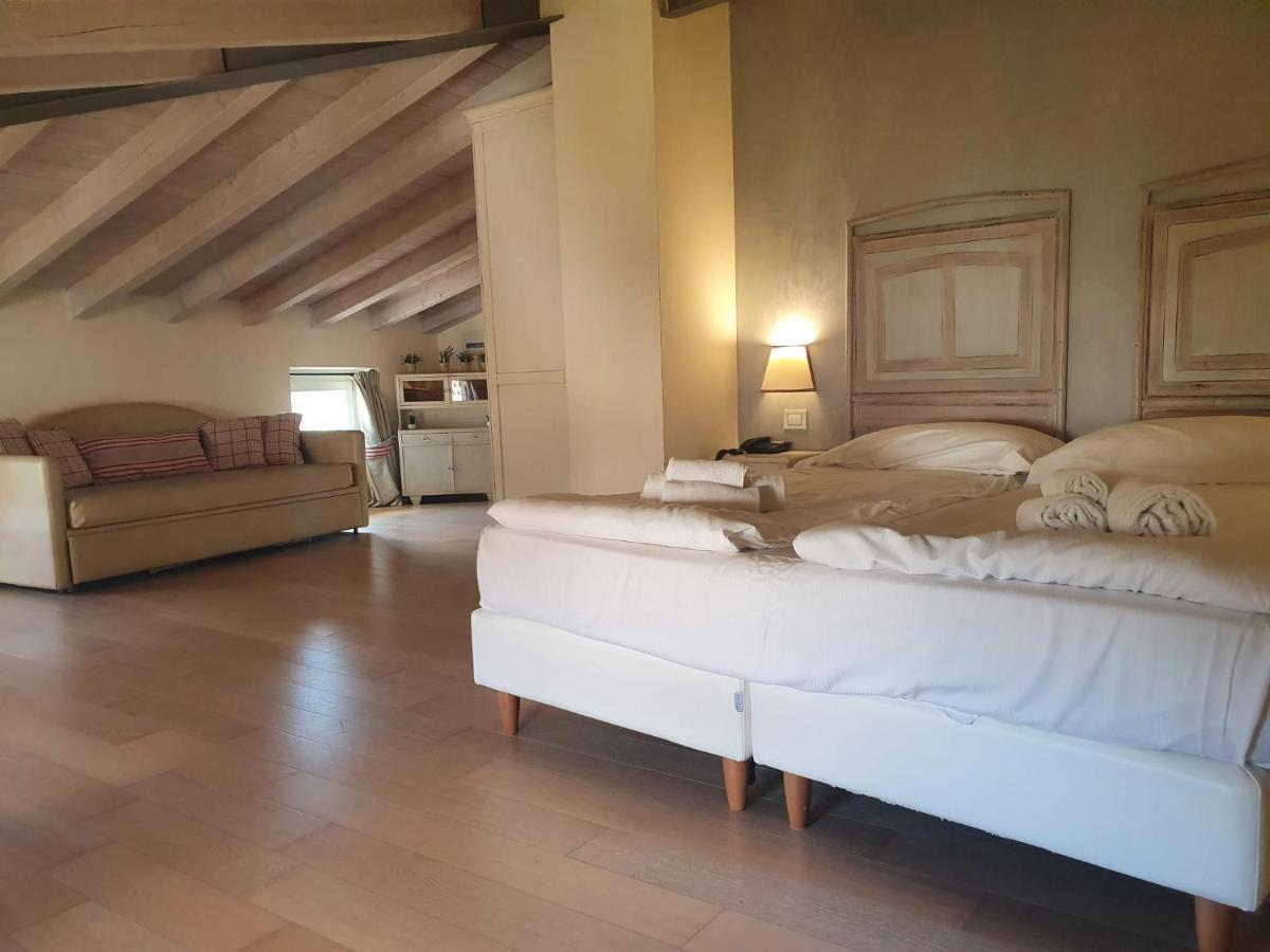 Hotel Villa Moron Неграр Екстериор снимка