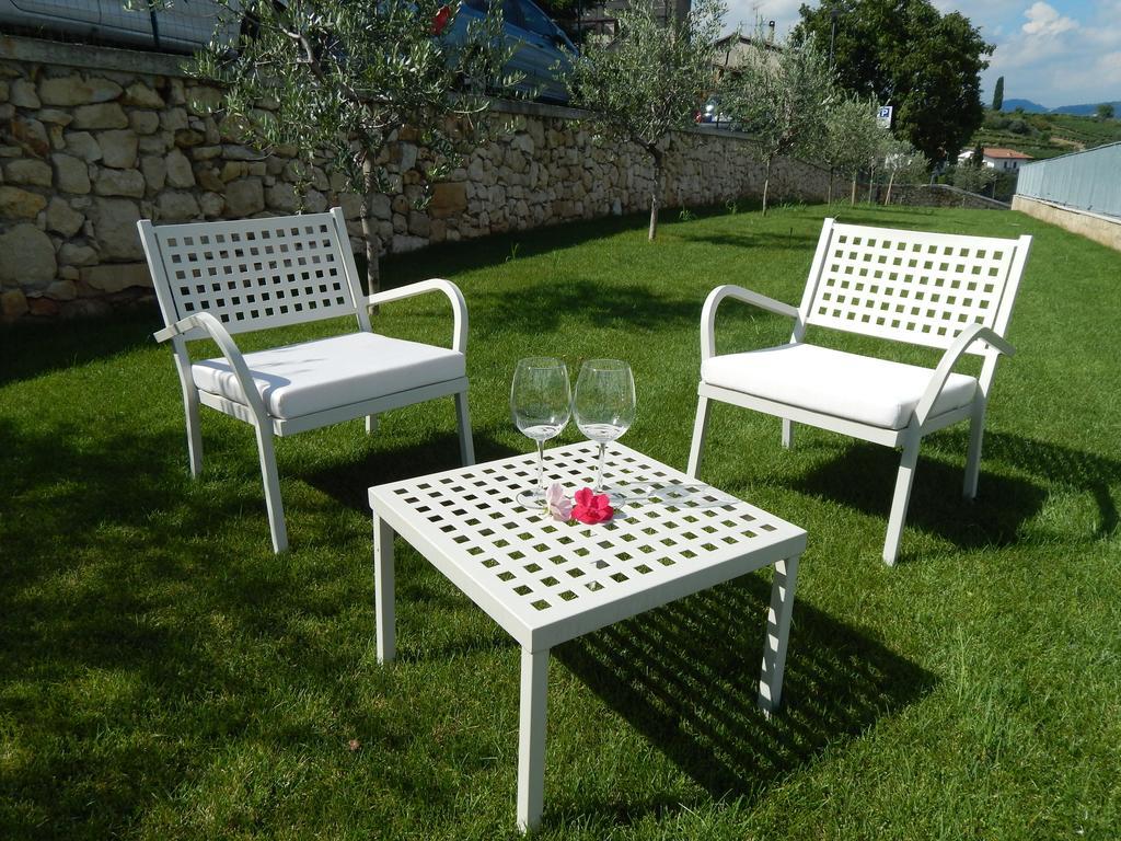 Hotel Villa Moron Неграр Екстериор снимка
