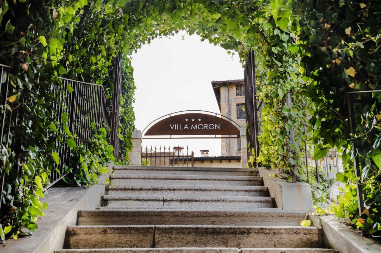 Hotel Villa Moron Неграр Екстериор снимка